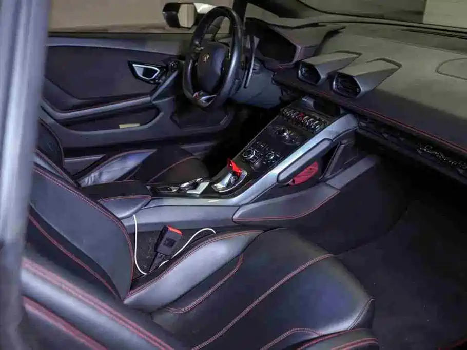 Lamborghini Huracán 2016 Huracán RWD Coupe фото 8