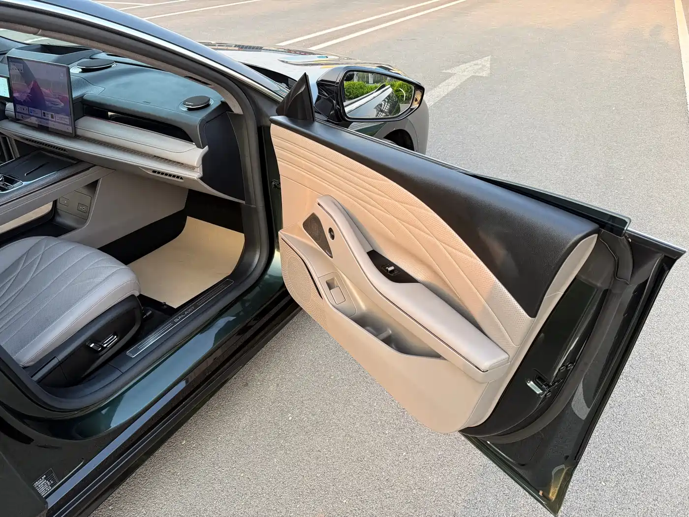 GEELY GALAXY GALAXY SPARKLE 8