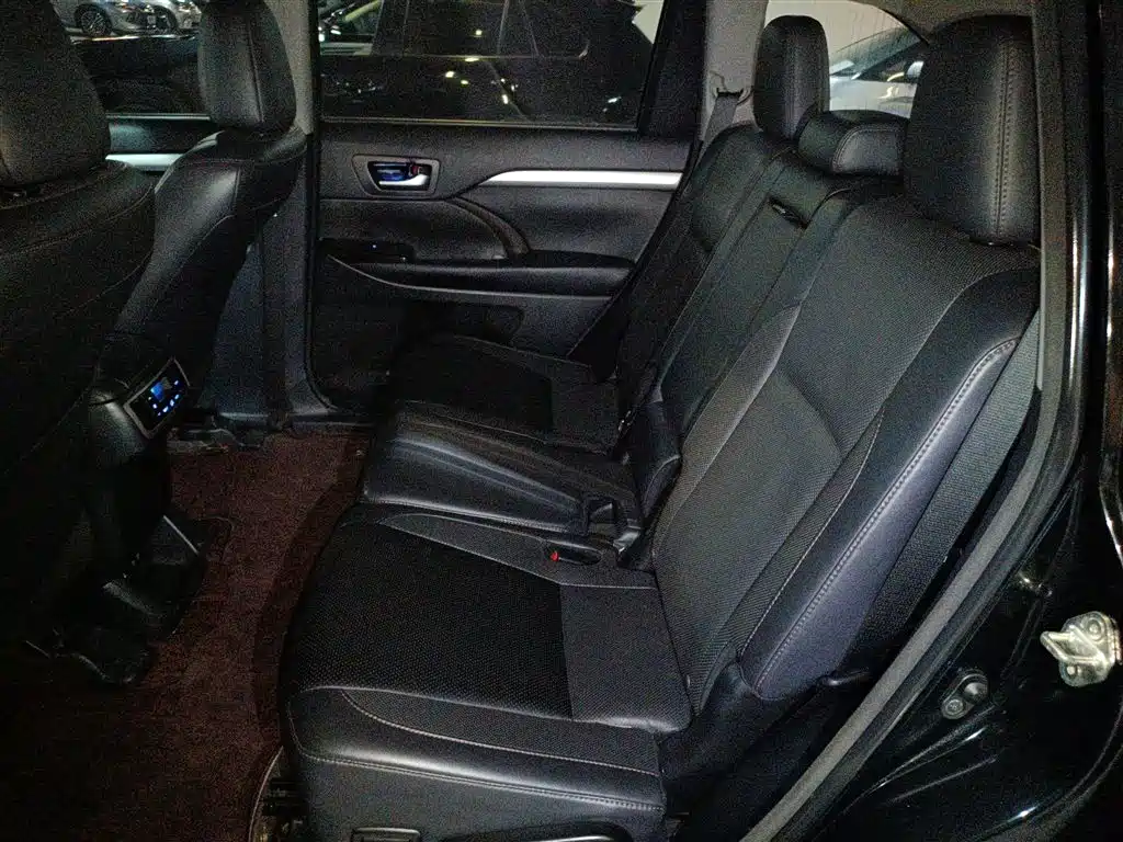 Toyota Highlander 2018 2.0T 4WD Luxury 7-seater (China V) фото 13