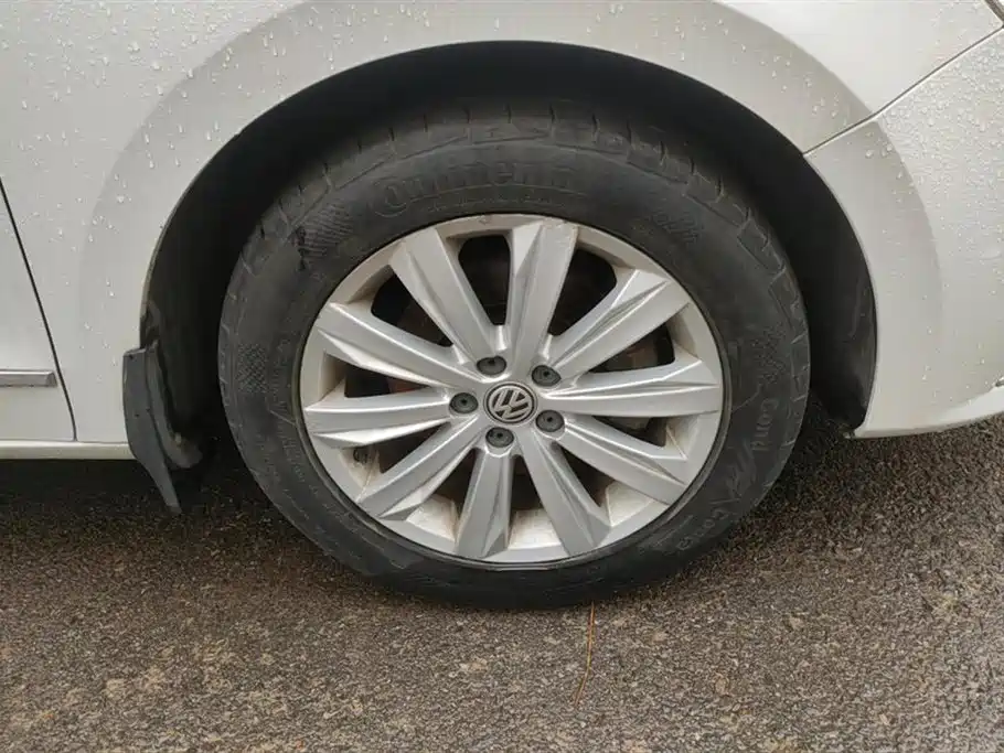 Volkswagen Bora 2017 1.6L Automatic Comfort фото 6