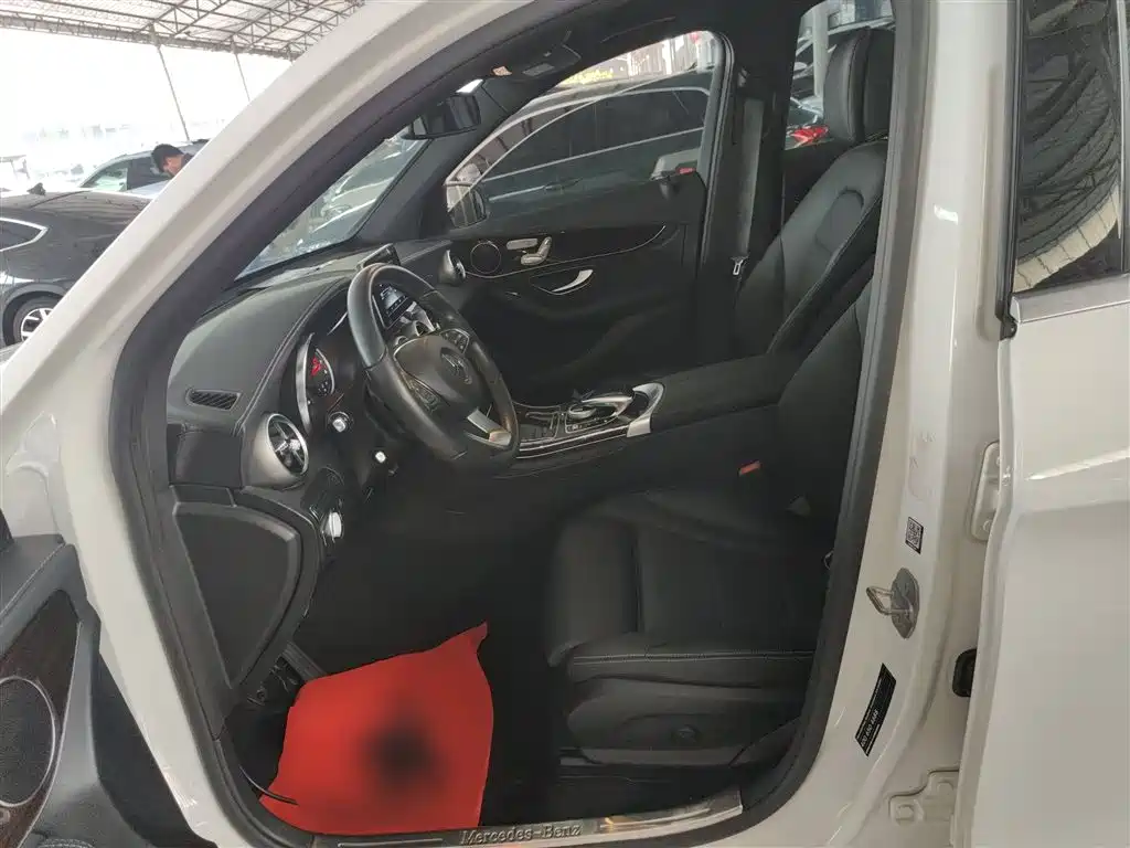 Mercedes-Benz GLC 2017 GLC 260 4MATIC Dynamic фото 11