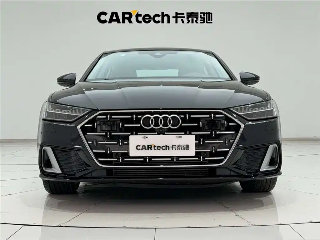Audi A7L 2024 45TFSI S-line Dream Edition Crystal Package фото 3
