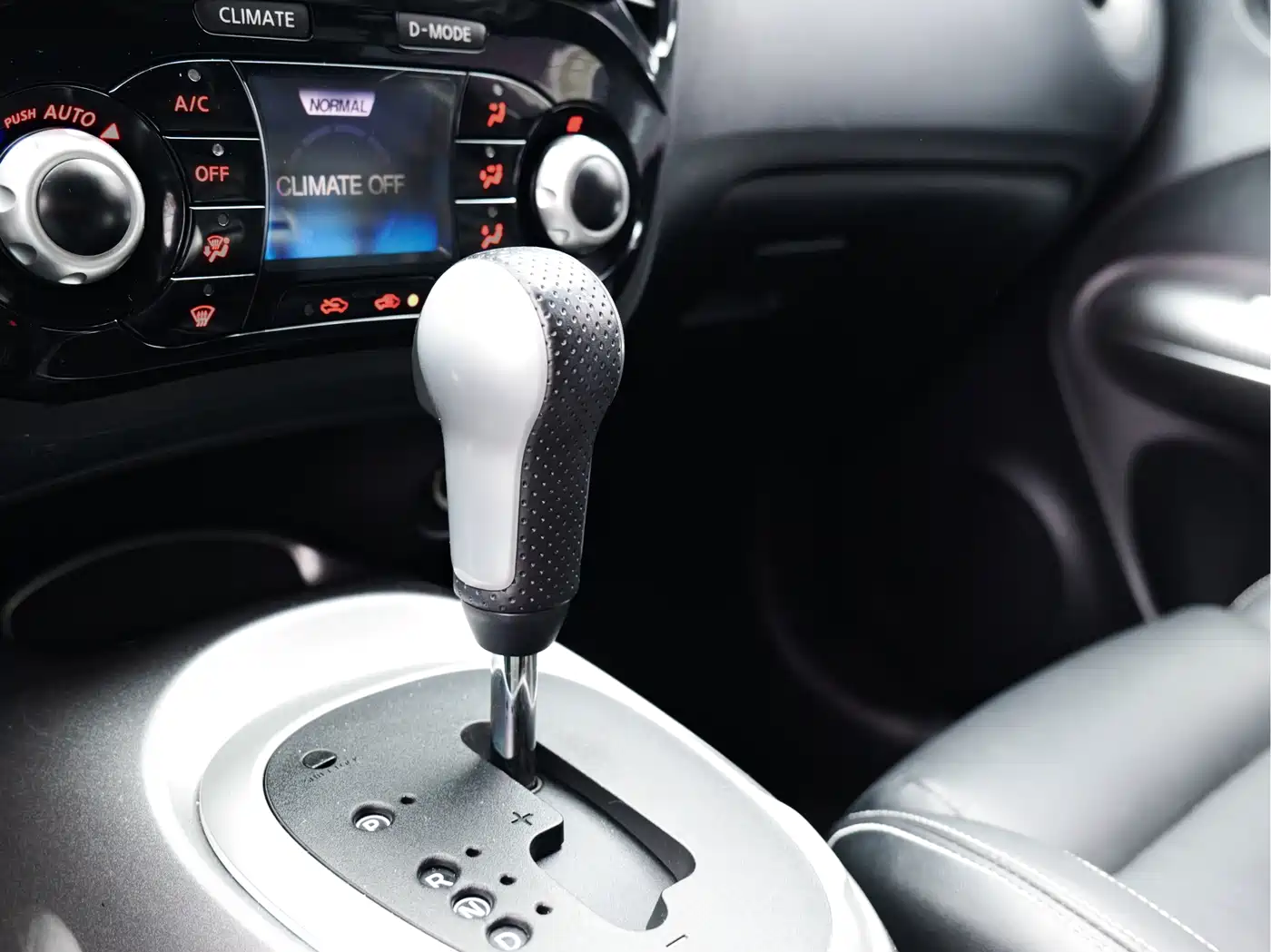 Infiniti ESQ 2015 2014 1.6T Dynamic Edition