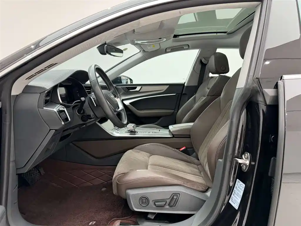 Audi A7L 2024 45TFSI S-line Dream Edition Crystal Package фото 15