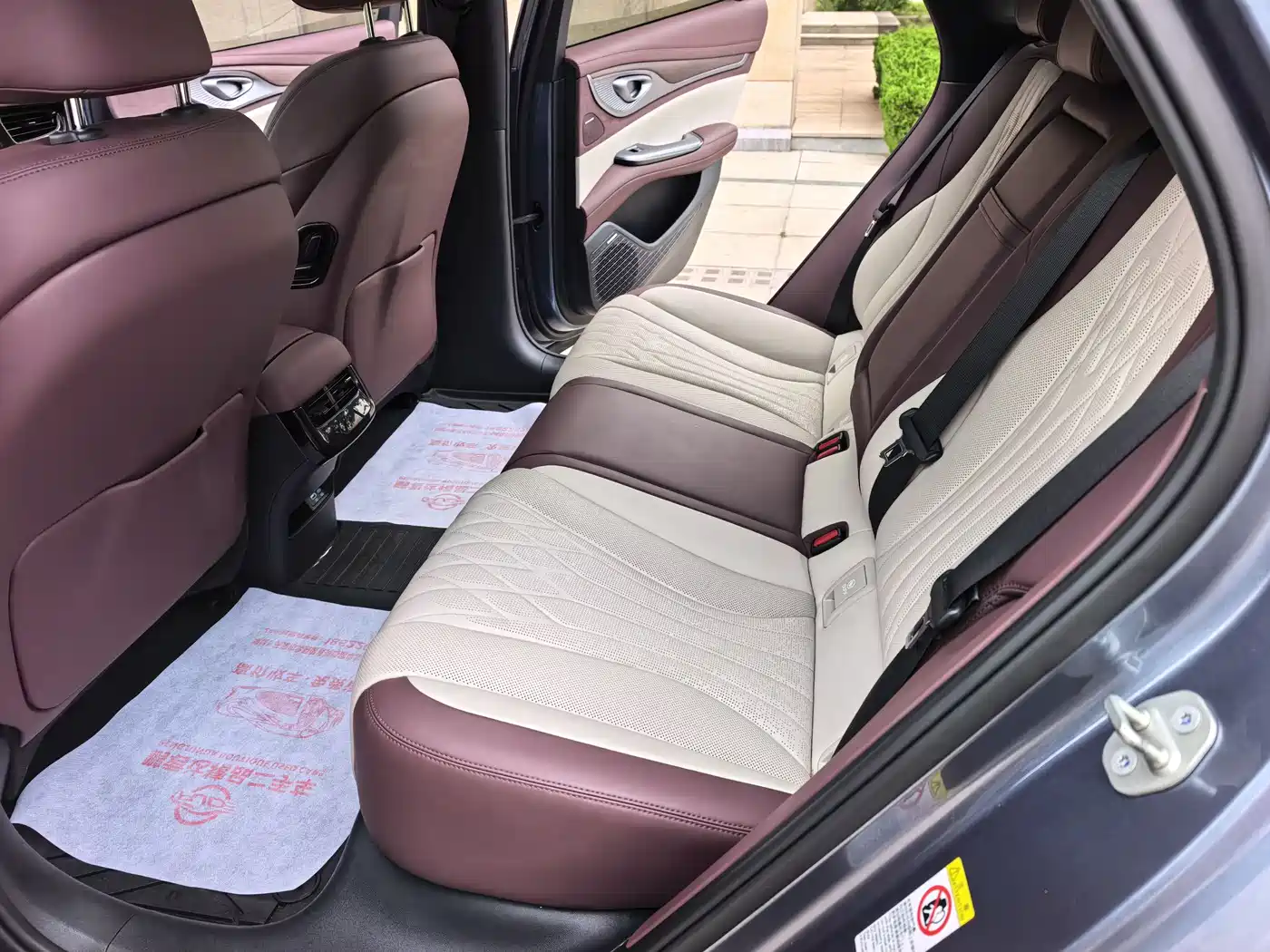 BYD Seal 2023 DM-i 1.5T 121km Flagship фото 9