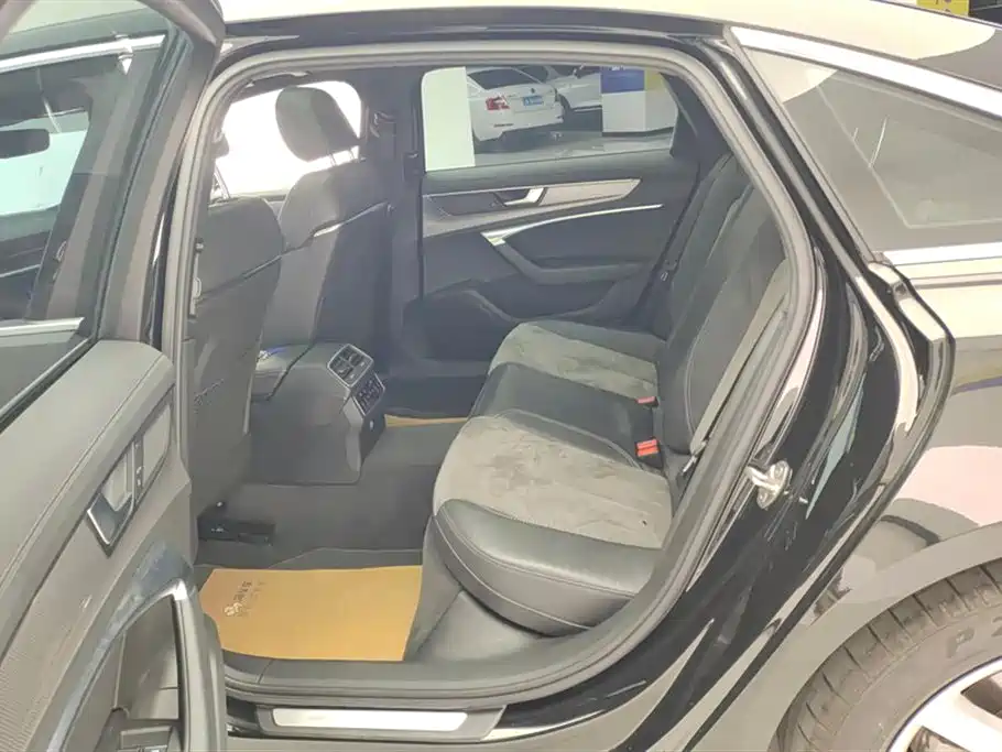 Audi A6L 2020 45 TFSI Premium Dynamic фото 11