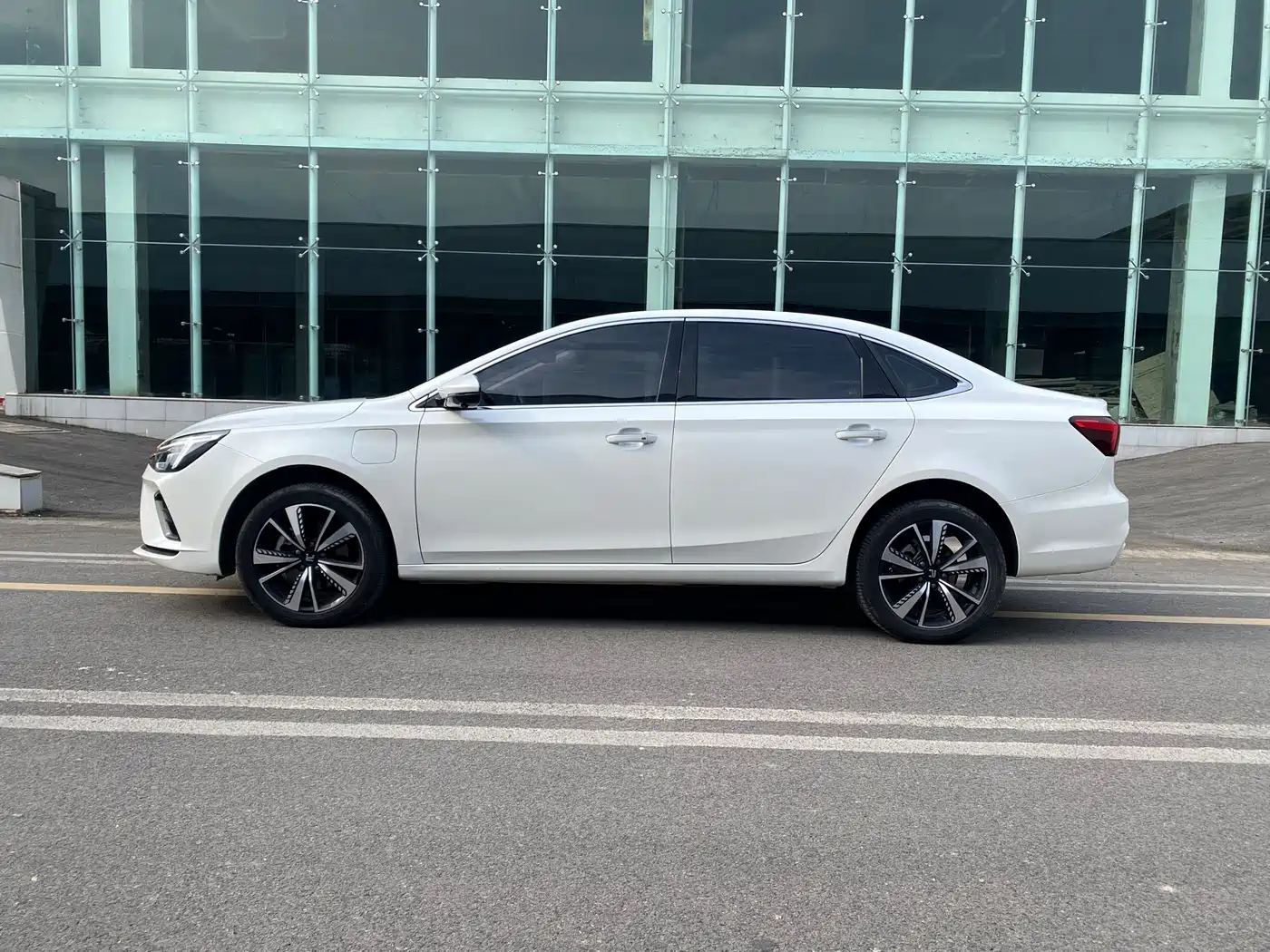 Roewe Feifan ER6 2021 2020 620km Intelligent Edition
