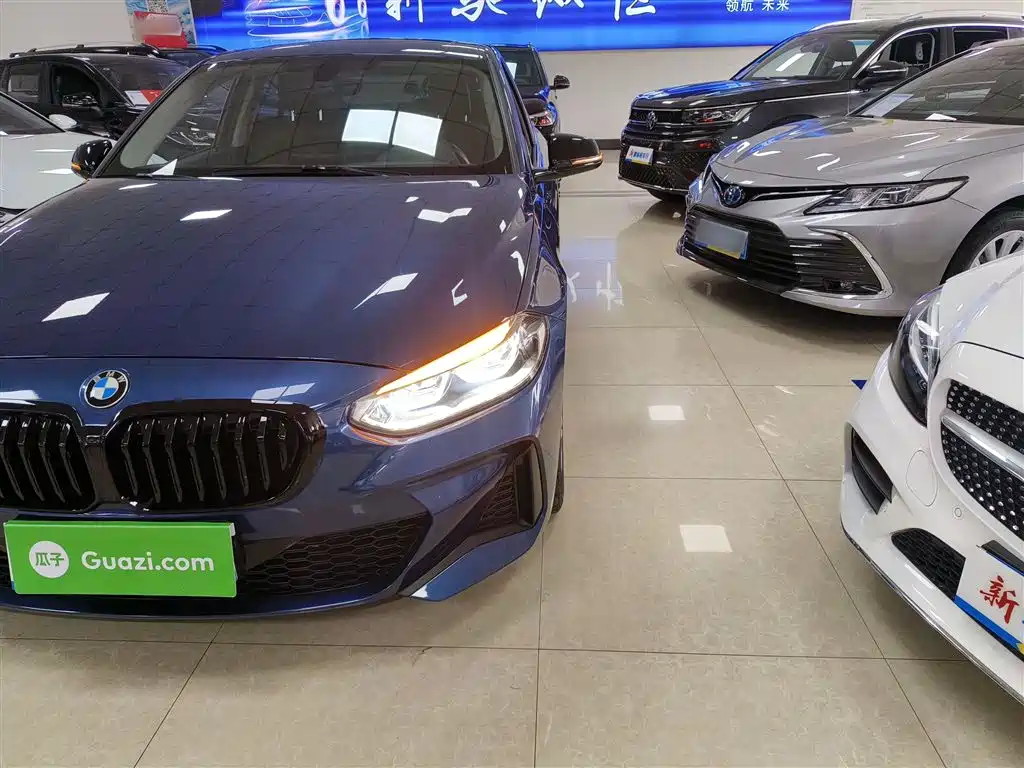 BMW 1 Series 2021 Facelift 120i M Sport Shadow Edition фото 24