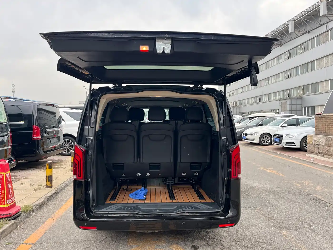 Mercedes-Benz Vito 2018 2.0T Business China V фото 24