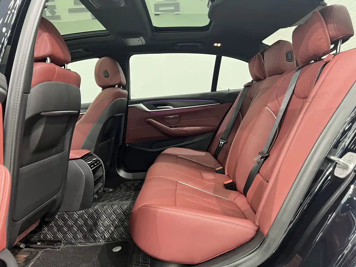 BMW 5 Series, миниатюра 14