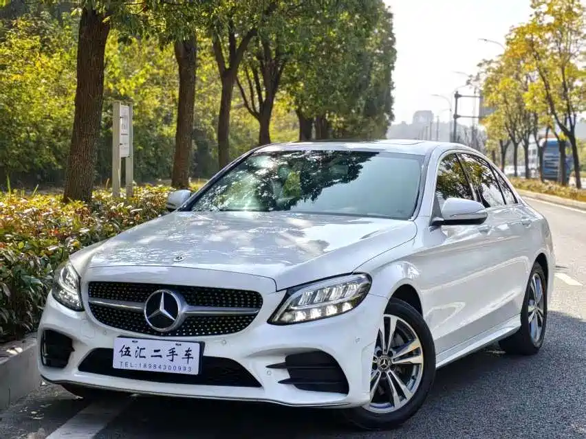 Mercedes-Benz C-Class 2019 C 180 L Fashion Sport Edition фото 3