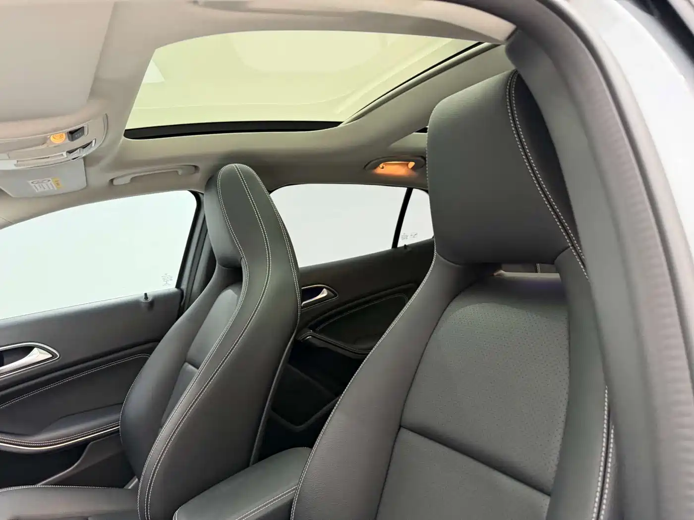 Mercedes-Benz GLA 2018 GLA 200 Fashion фото 13