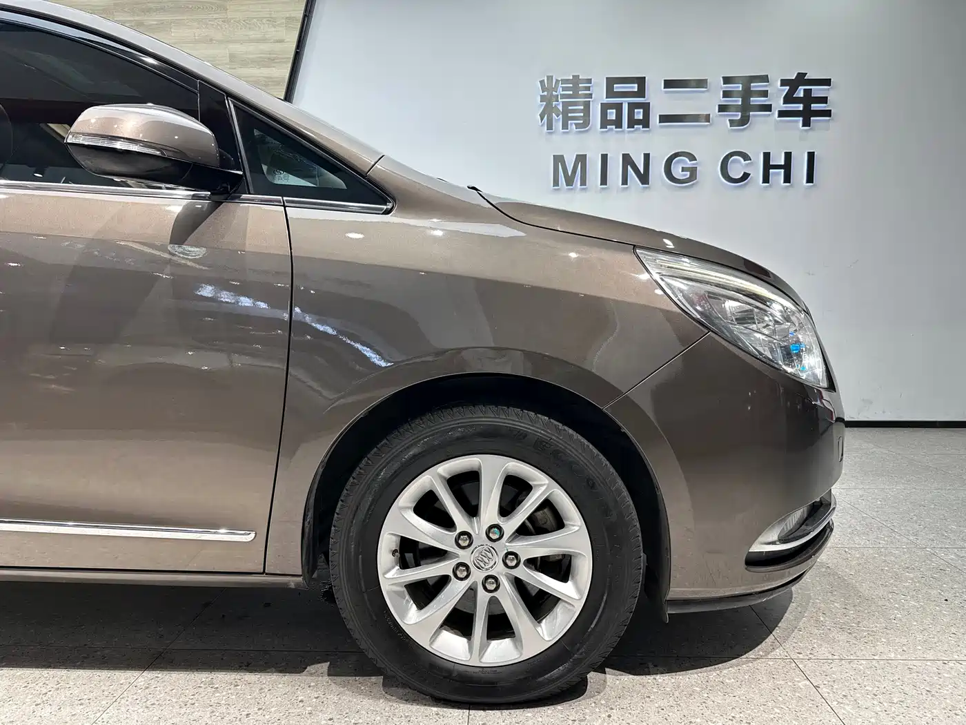 Buick GL8 2013 3.0L XT Luxury Business Flagship Edition фото 26