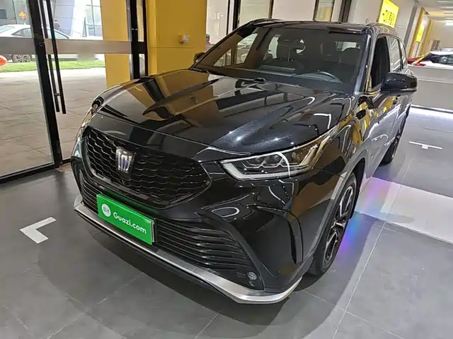 Toyota Crown Kluger 2.5L HEV, Полный привод, Люкс