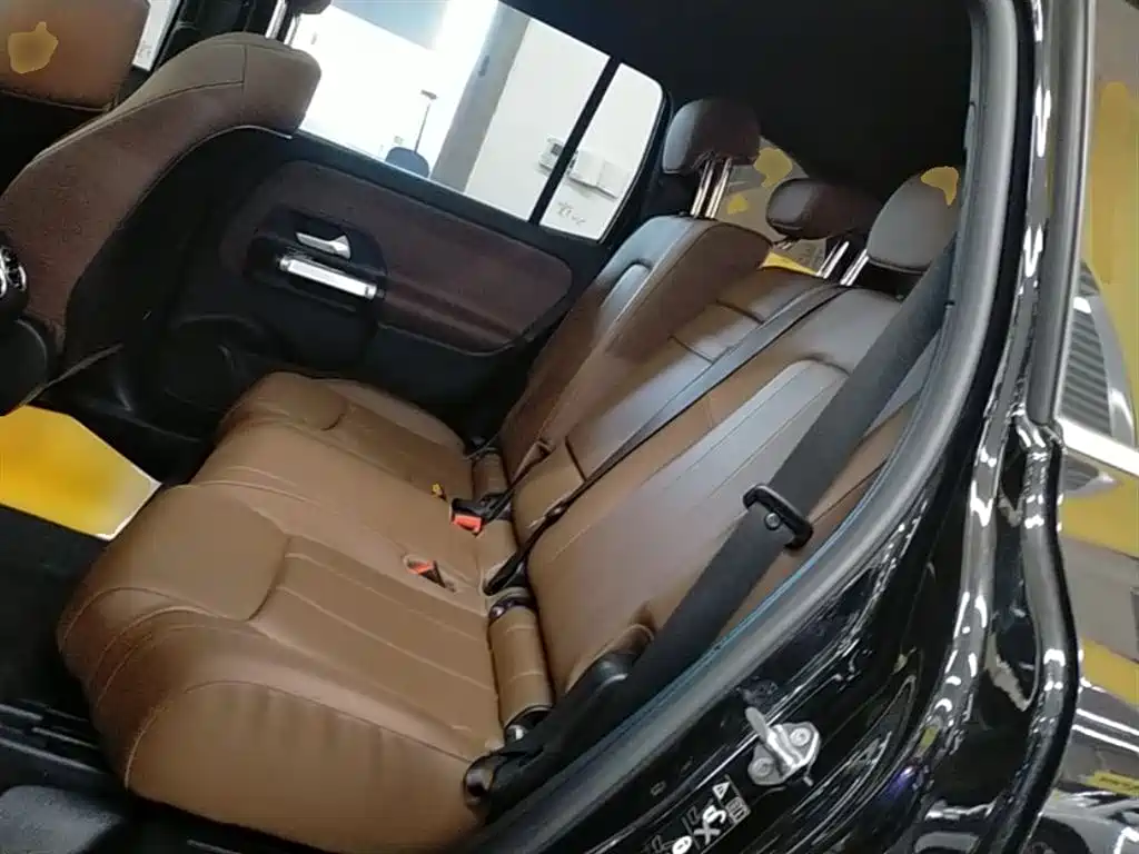 Mercedes-Benz GLB 2022 Facelift GLB 200 Dynamic Style фото 17