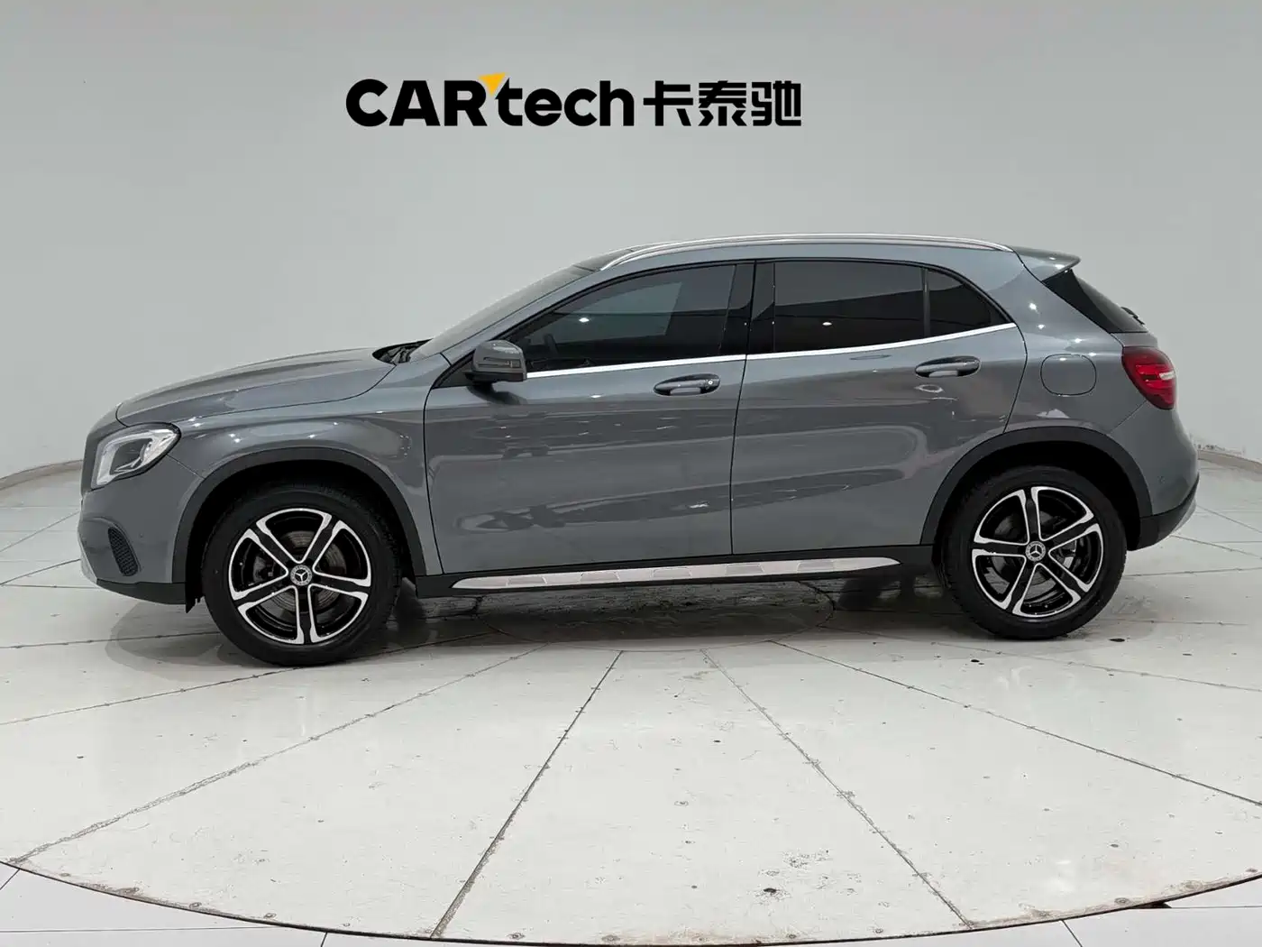 Mercedes-Benz GLA 2018 GLA 200 Fashion фото 5