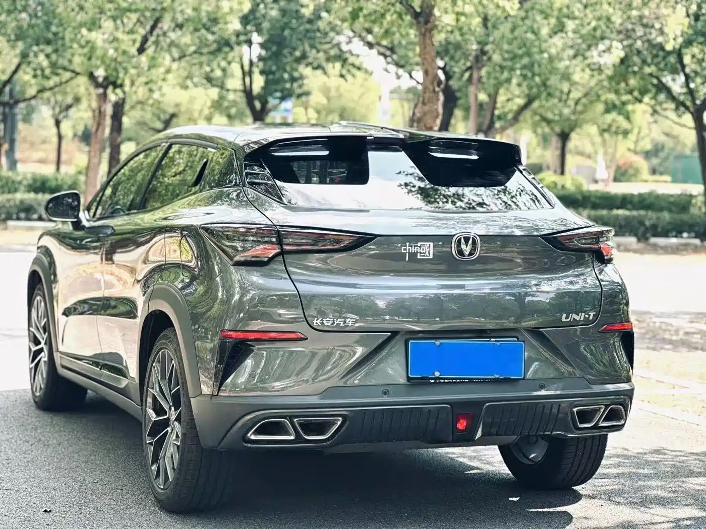 CHANGAN UNI T