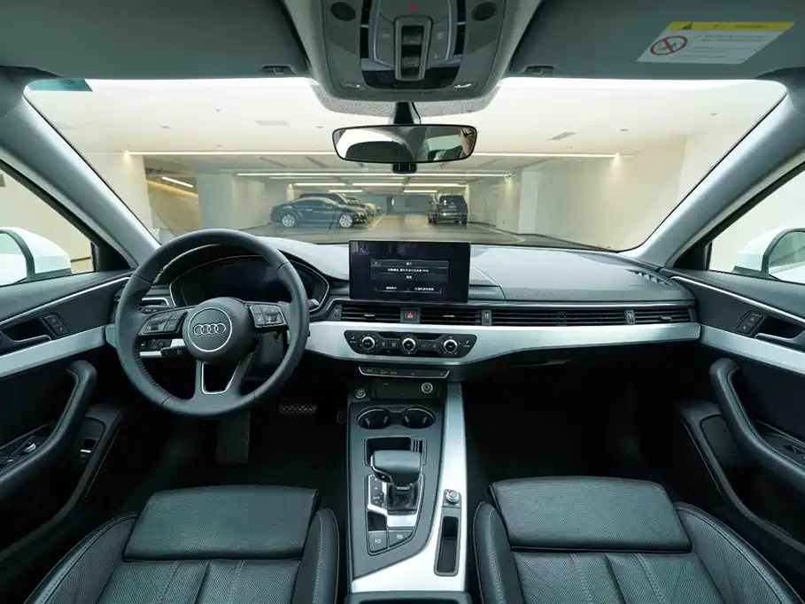 Audi A4L 2020 40 TFSI Fashion Dynamic Edition фото 19