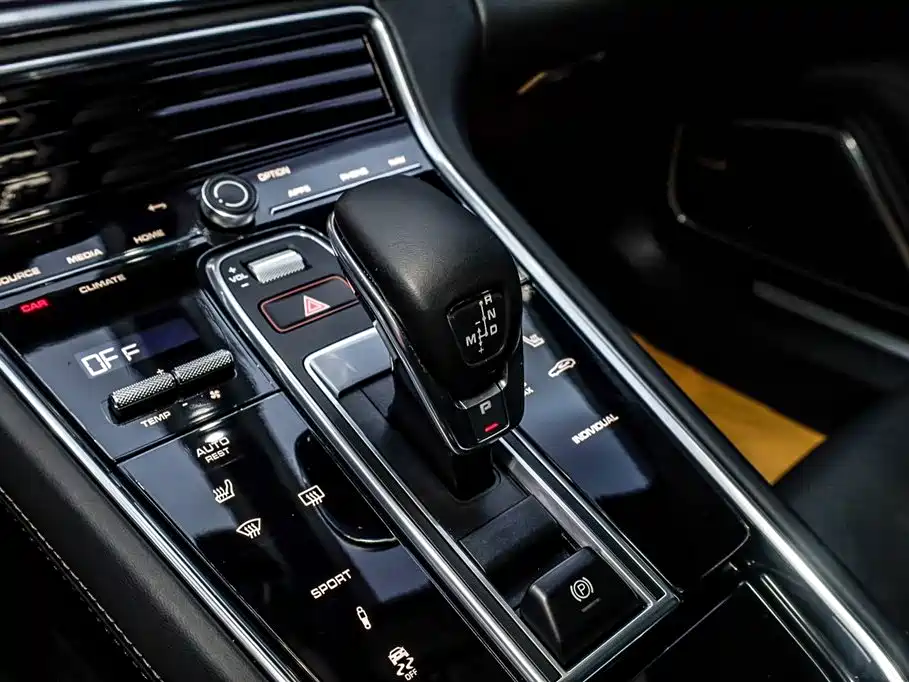 Porsche Panamera 2021 Panamera Executive Long Wheelbase 2.9T фото 19