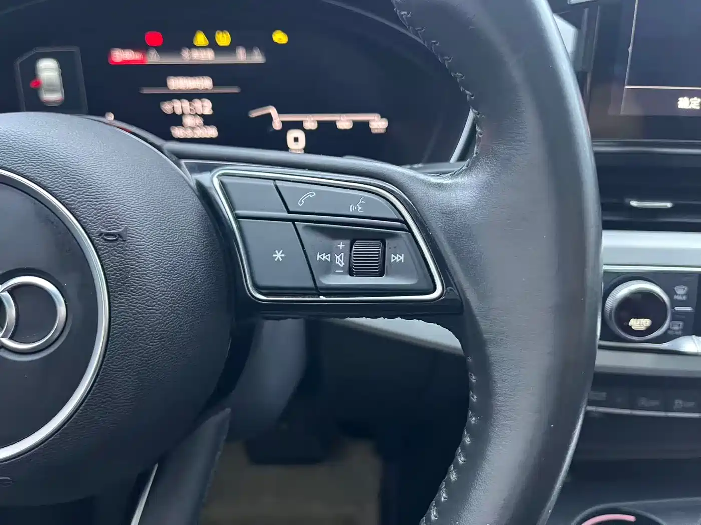 Audi A4L 2020 40 TFSI quattro Luxury Dynamic фото 12