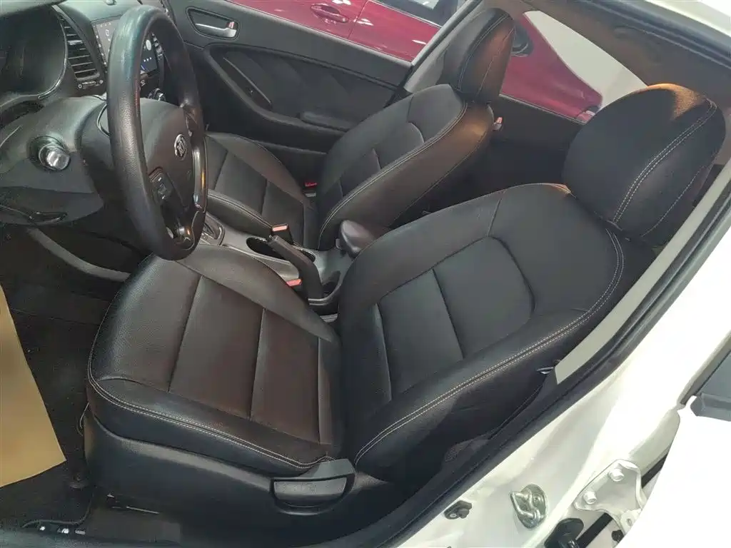 Kia K3 2015 1.6L Automatic GL фото 11