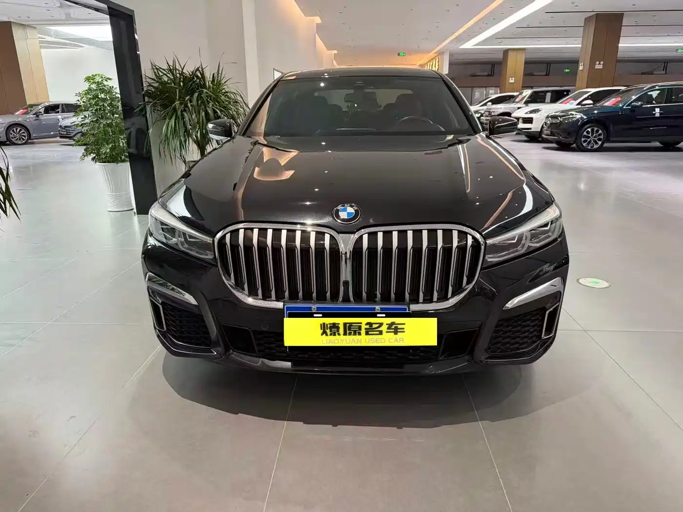 BMW 7 Series 2019 Facelift 740Li Leading M Sport Package фото 2