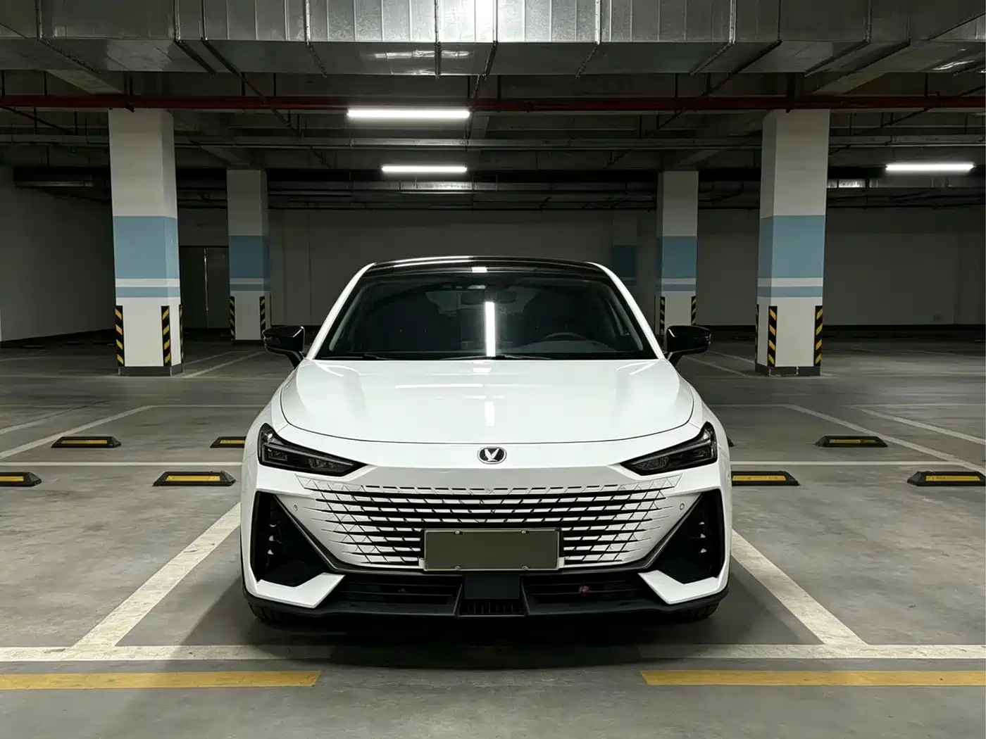 Changan UNI-V 2022 1.5T Premium Model