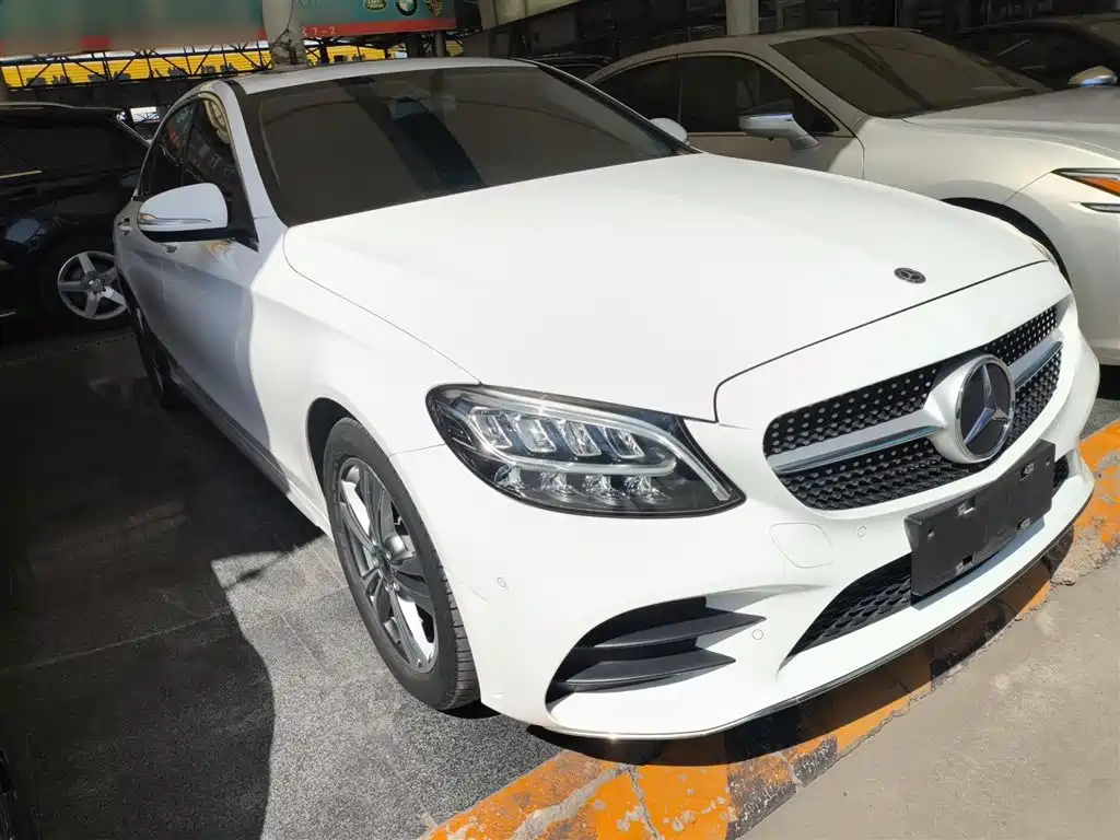 Mercedes-Benz C-Class 2019 C 180 L Fashion Sport Edition фото 4