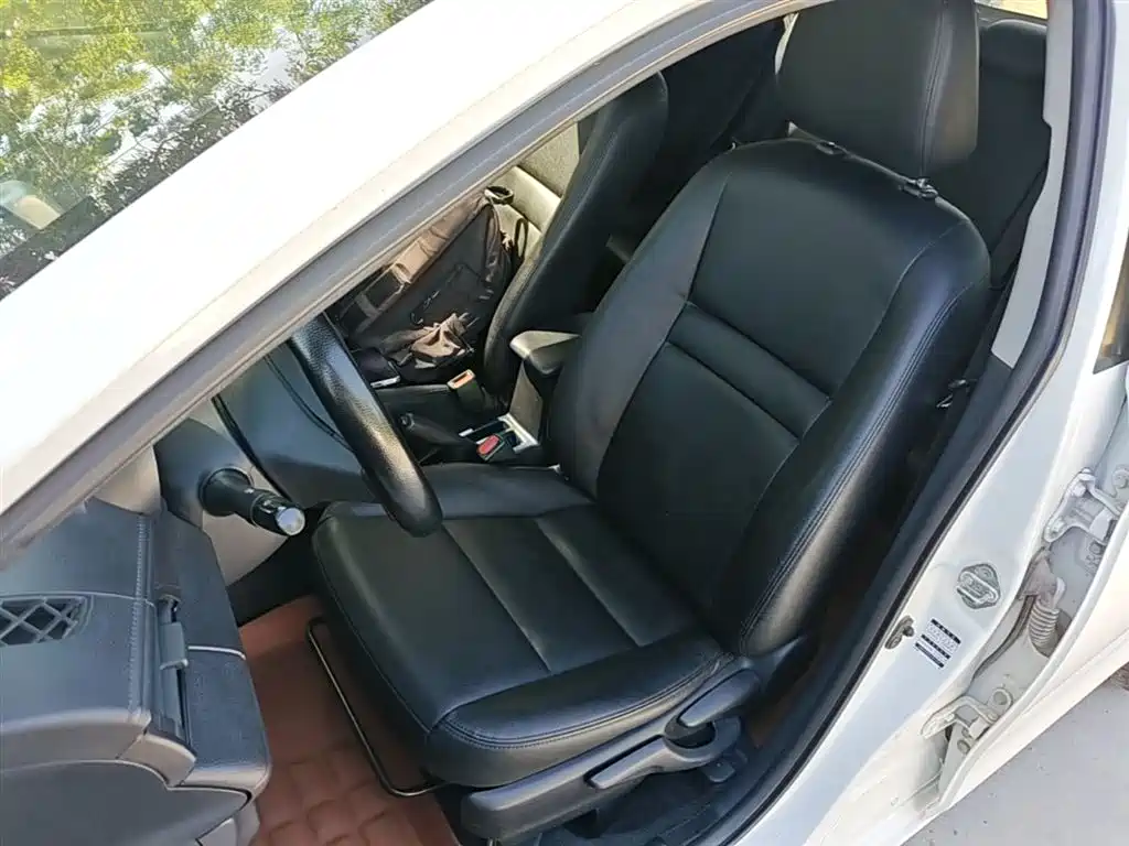 Toyota YARiS L Zhi Xiang 2017 1.5E CVT Charming Edition фото 15