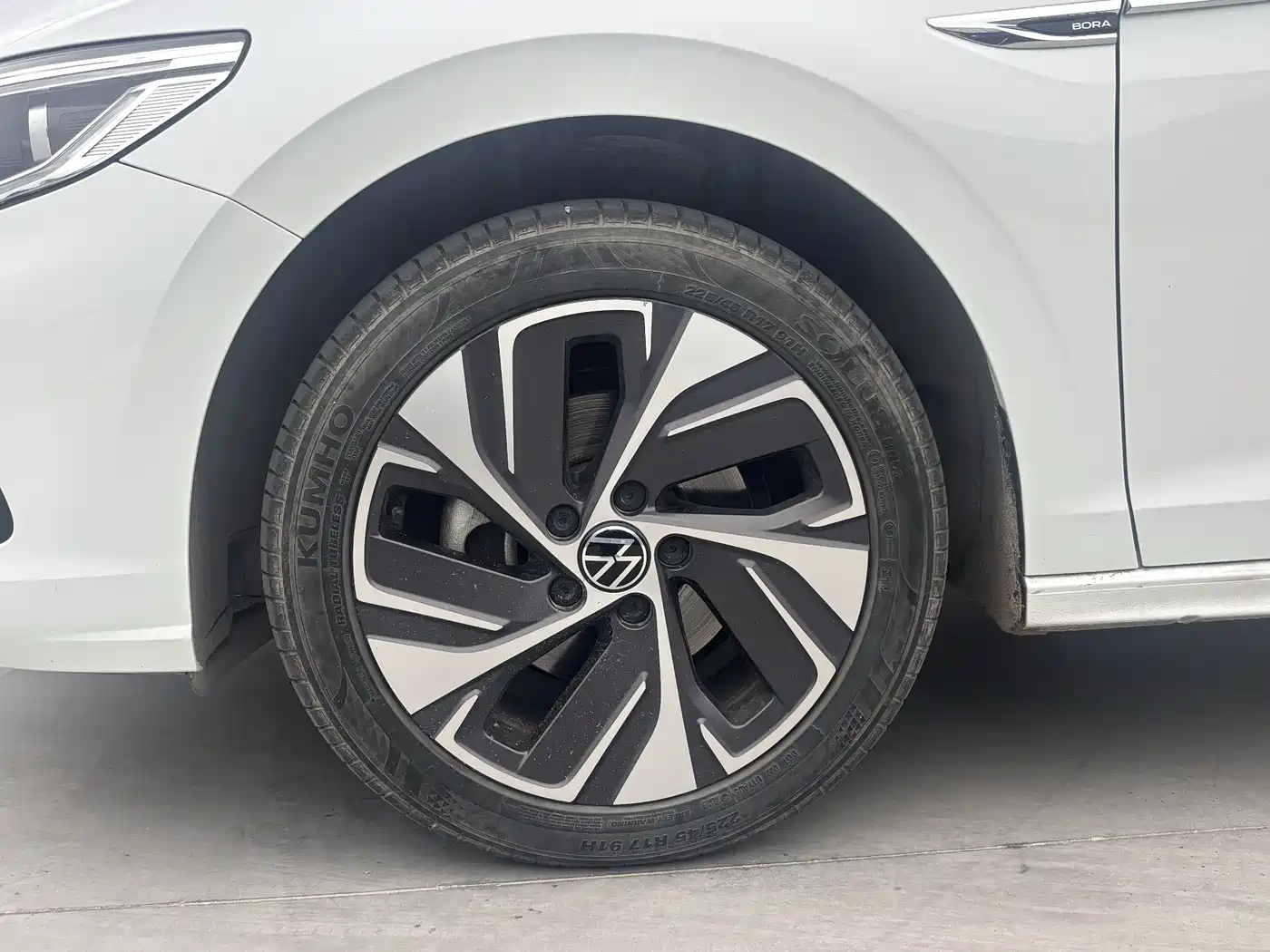 Volkswagen Bora 2025 300TSI DSG Premium Ride Edition фото 11
