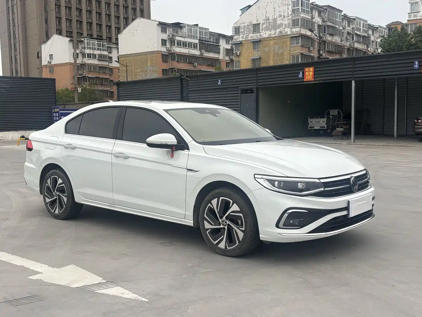 Volkswagen Bora 2025 300TSI DSG Premium Ride Edition фото 3