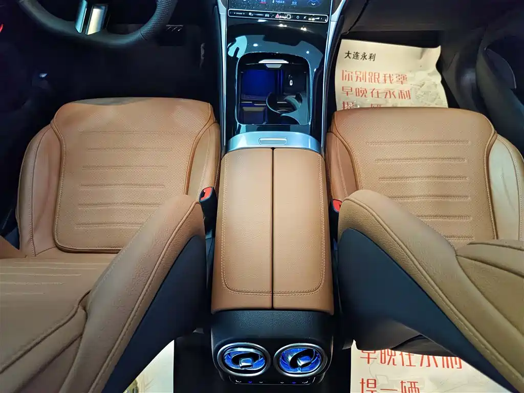 Mercedes-Benz GLC 2023 Facelift GLC 300 L 4MATIC Sport 5-Seater фото 15