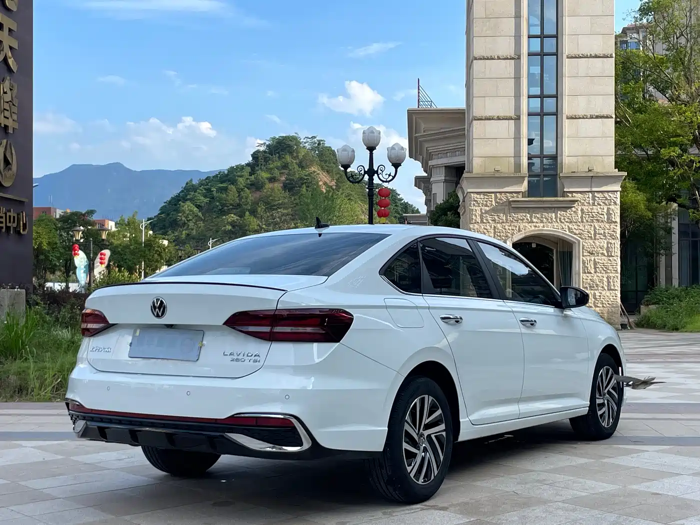 Volkswagen Lavida 2023 280TSI DSG Starlight Comfort Edition фото 9