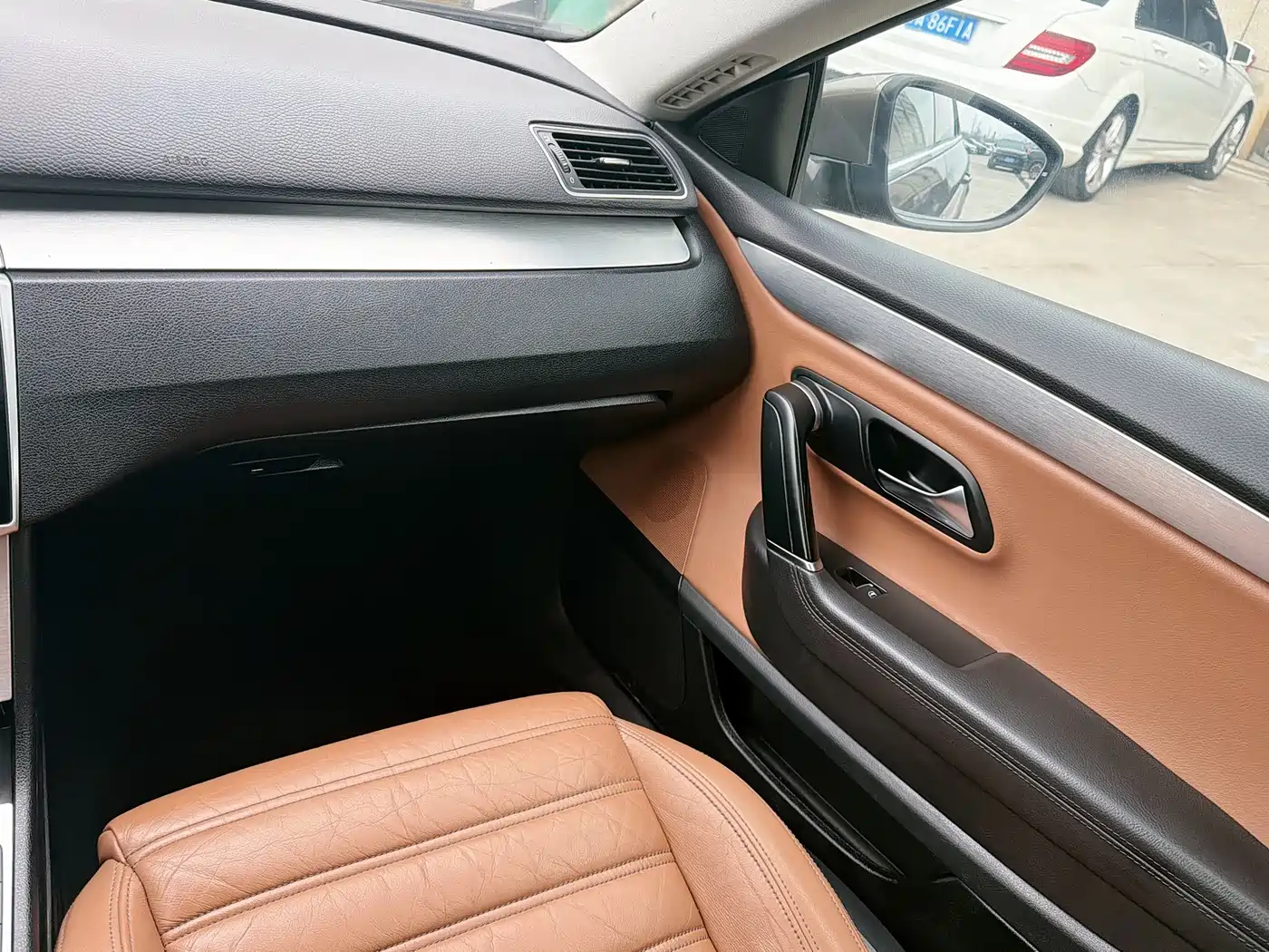 Volkswagen FAW-Volkswagen CC 2012 1.8TSI Premium фото 14