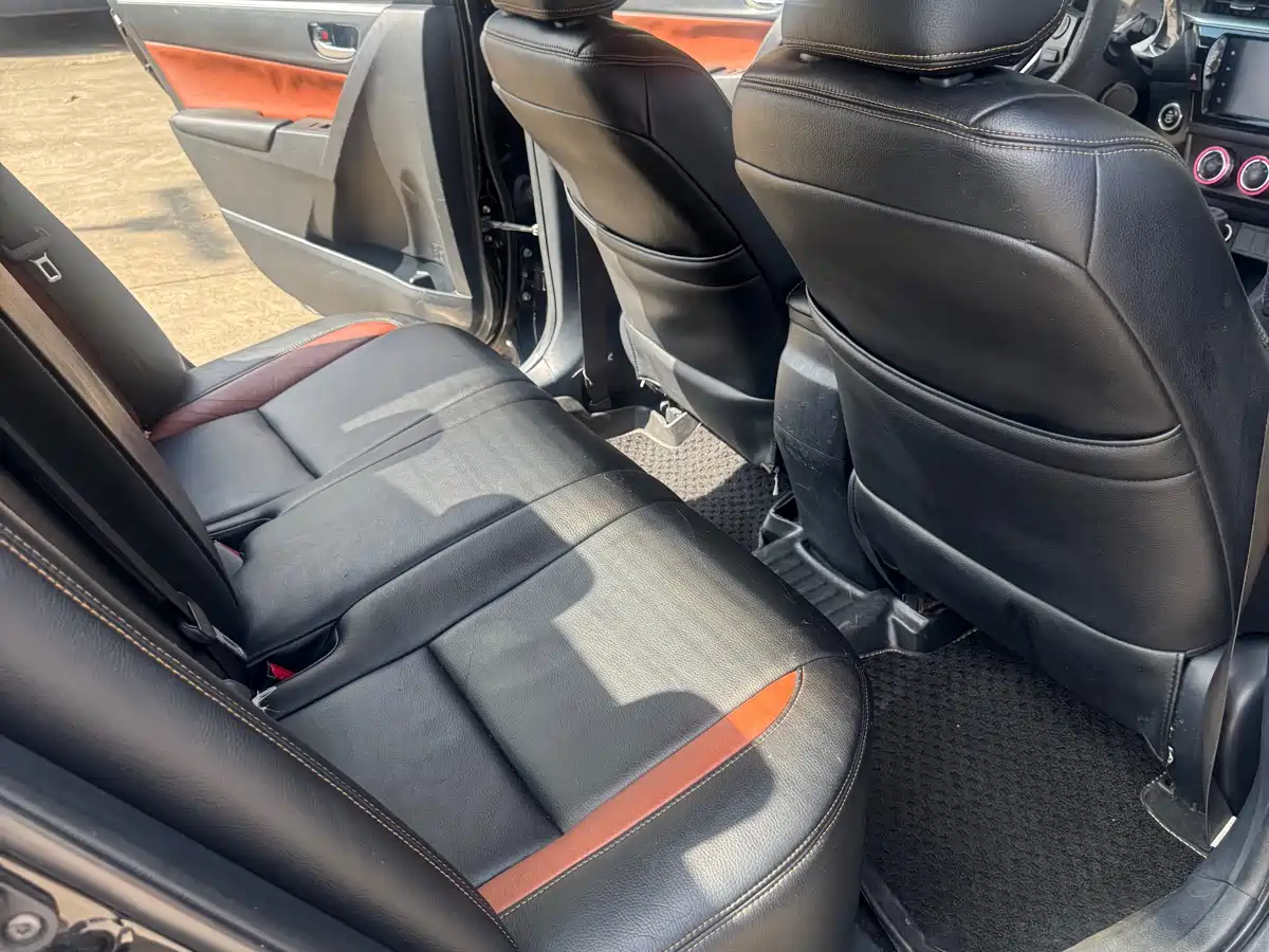 Toyota Levin 2014 1.6G CVT Elite Edition фото 10