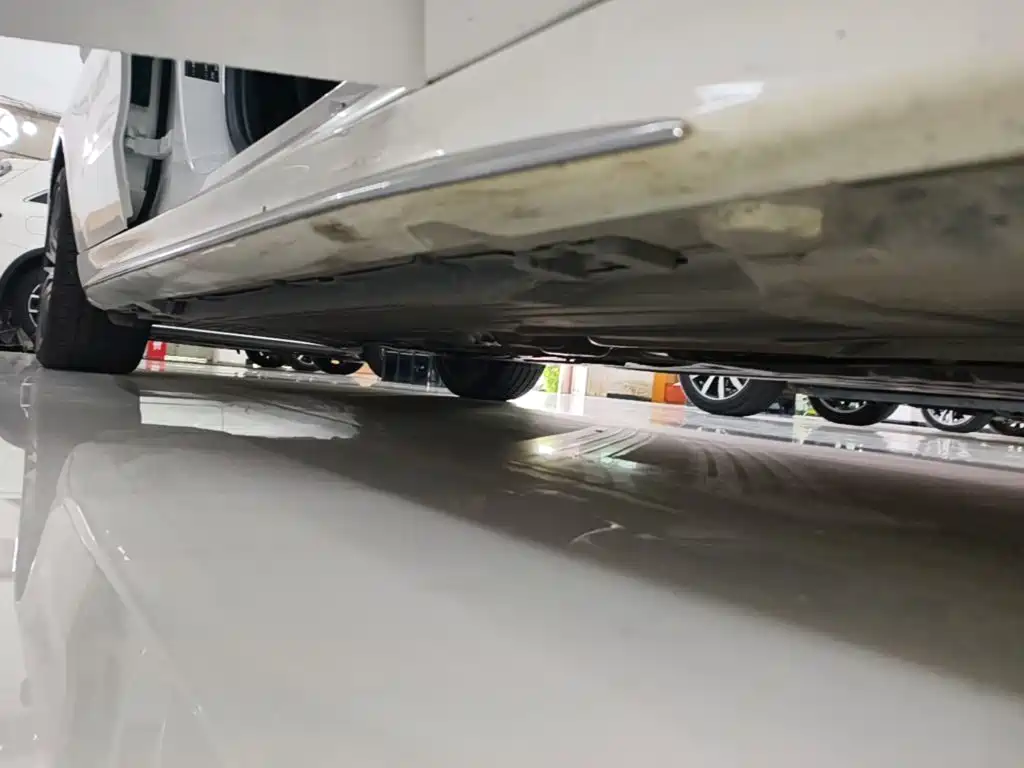 Фото 21 - Mercedes-Benz C-Class