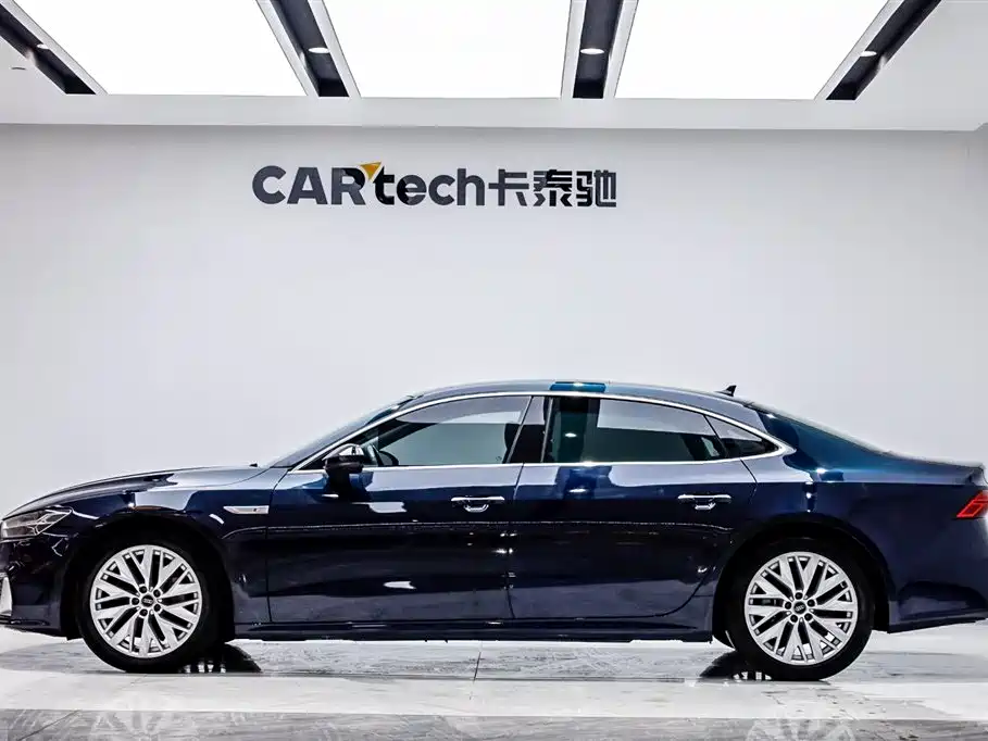 Audi A7L 2024 45TFSI S-line Dream Edition Crystal Package фото 3