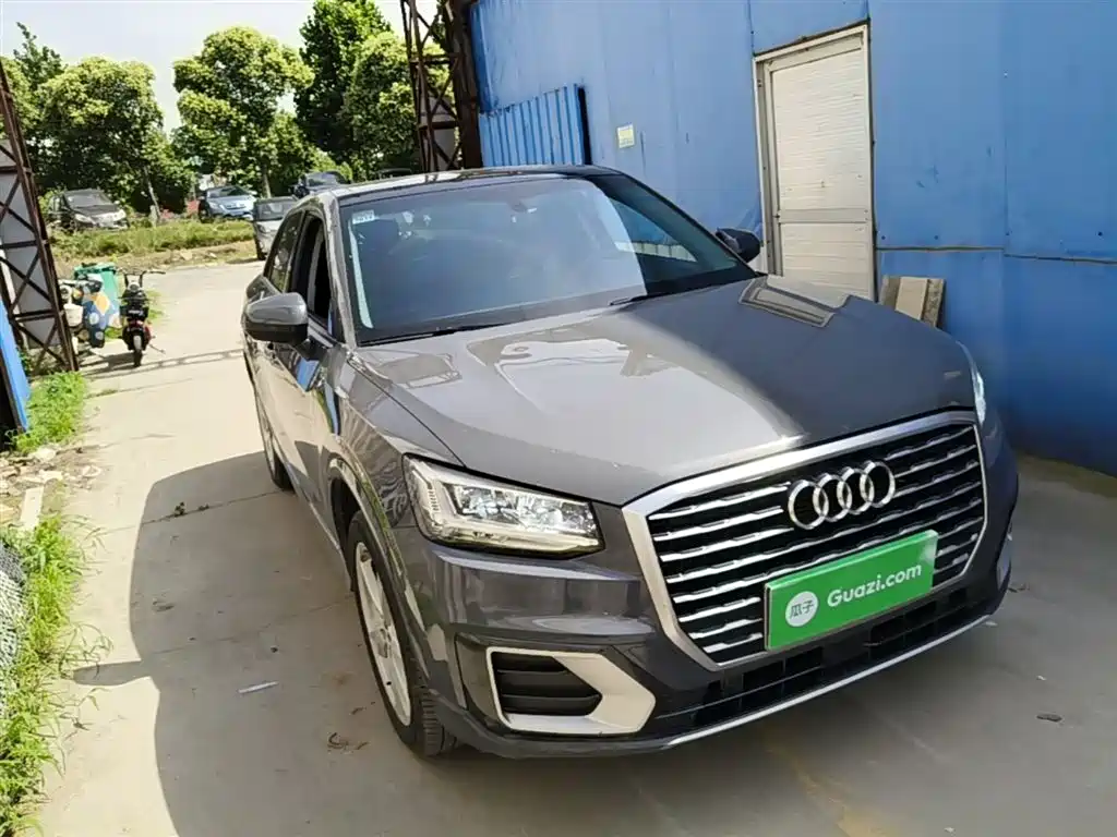 Audi Q2L 2020 35 TFSI Fashion Elegance Model фото 4