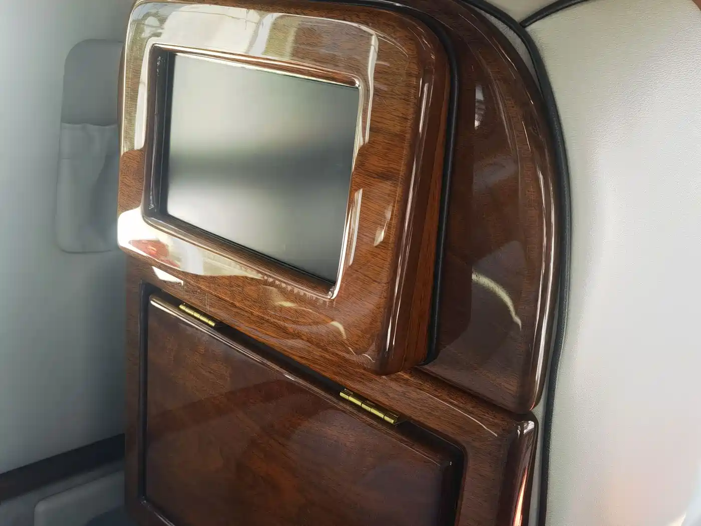 GMC Savana 2012 2011 6.0L Business Star 10-seater