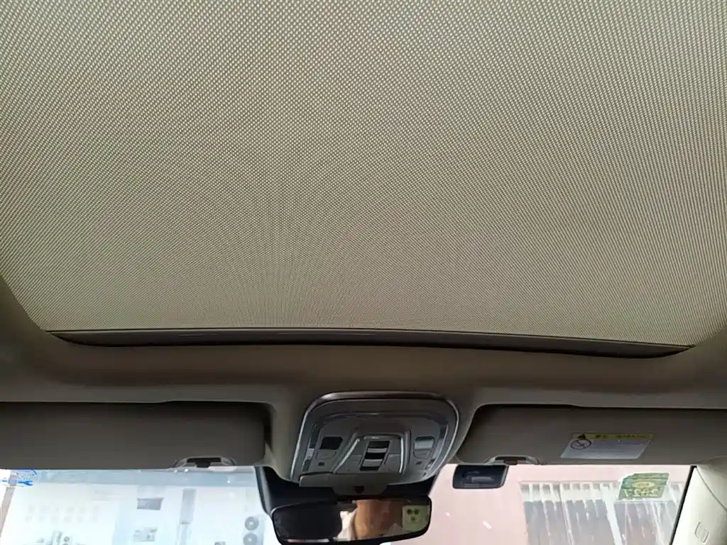 BYD Tang 2018 2.0T Automatic Smart Connection Honor Edition 7-Seater China V фото 17