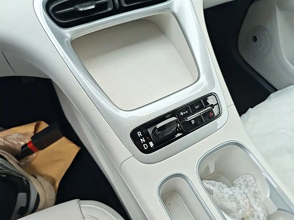 Geely Galaxy Starry Wish 2026 Edition 310km Youth Version фото 14