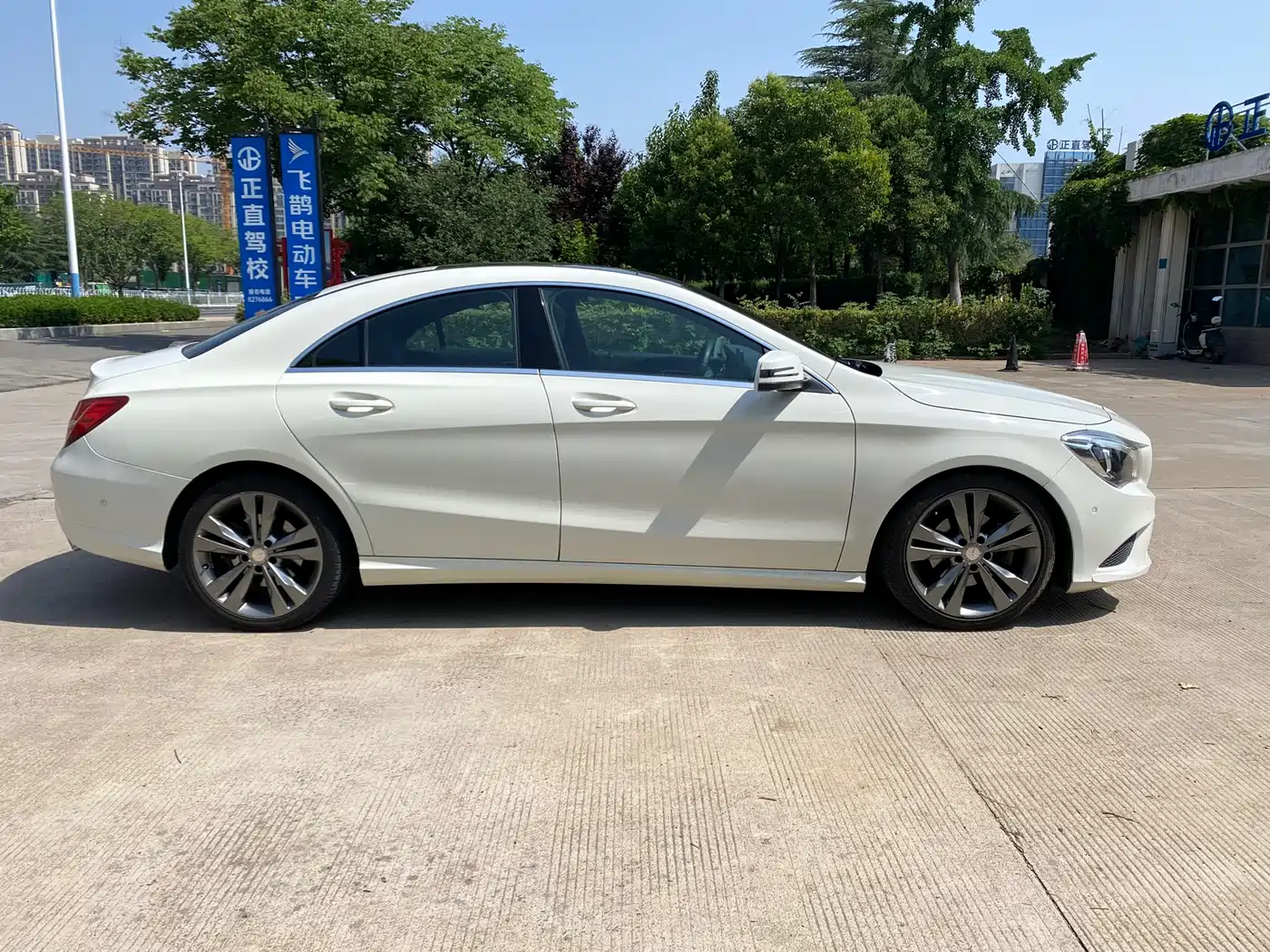 Mercedes-Benz CLA (Import) 2016 CLA 200 Sport фото 16