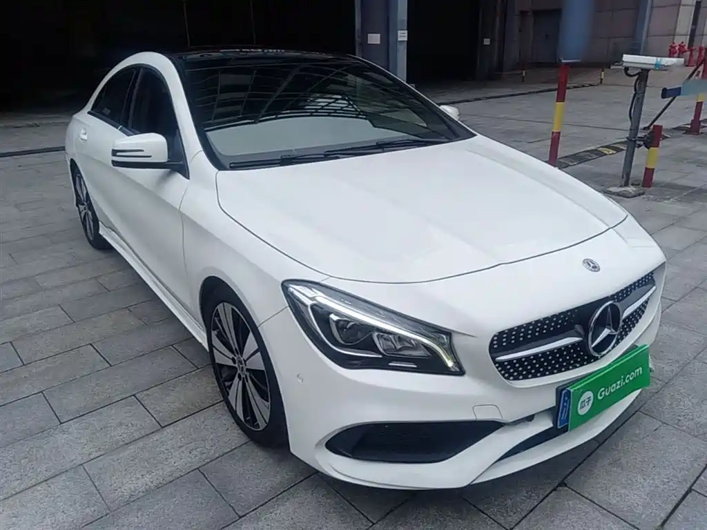 Mercedes-Benz CLA (Import) 2017 Facelift CLA 200 Style фото 4