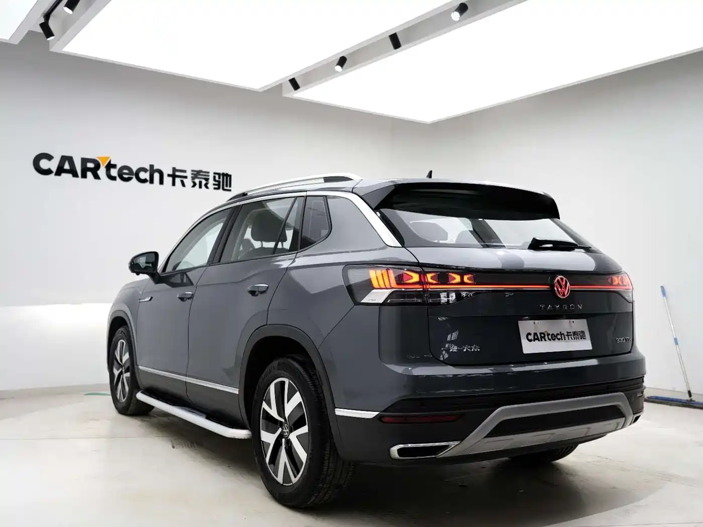 Volkswagen Tayron 2023 330TSI 2WD Luxury Plus Advanced Edition фото 10