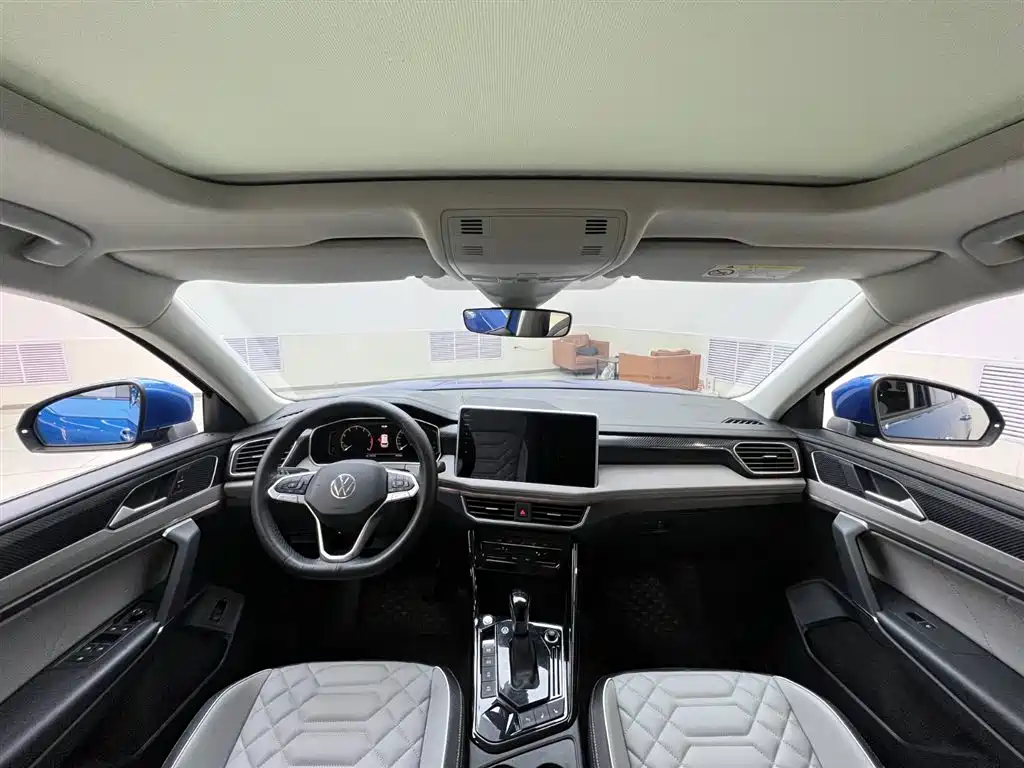 Volkswagen Tayron 2023 280TSI 2WD Luxury Plus Advanced Edition фото 7