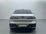 Фото 5 - BMW i7