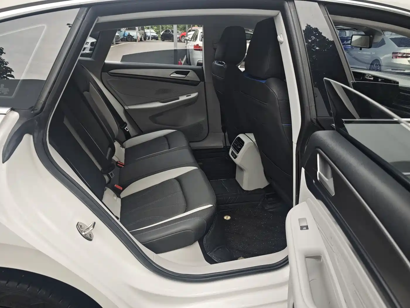Volkswagen Lamando 2022 Lamando L 280TSI DSG Cool Edition фото 14