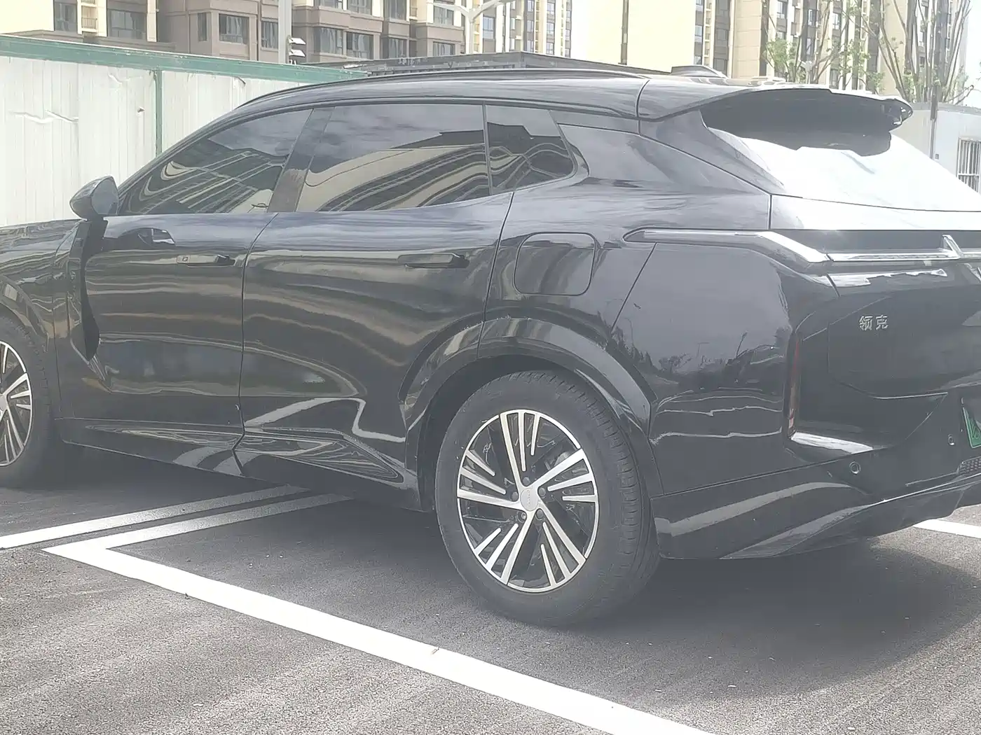 Lynk & Co 08 EM-P 2025 Model 245km Ultra Long Range Pro фото 4