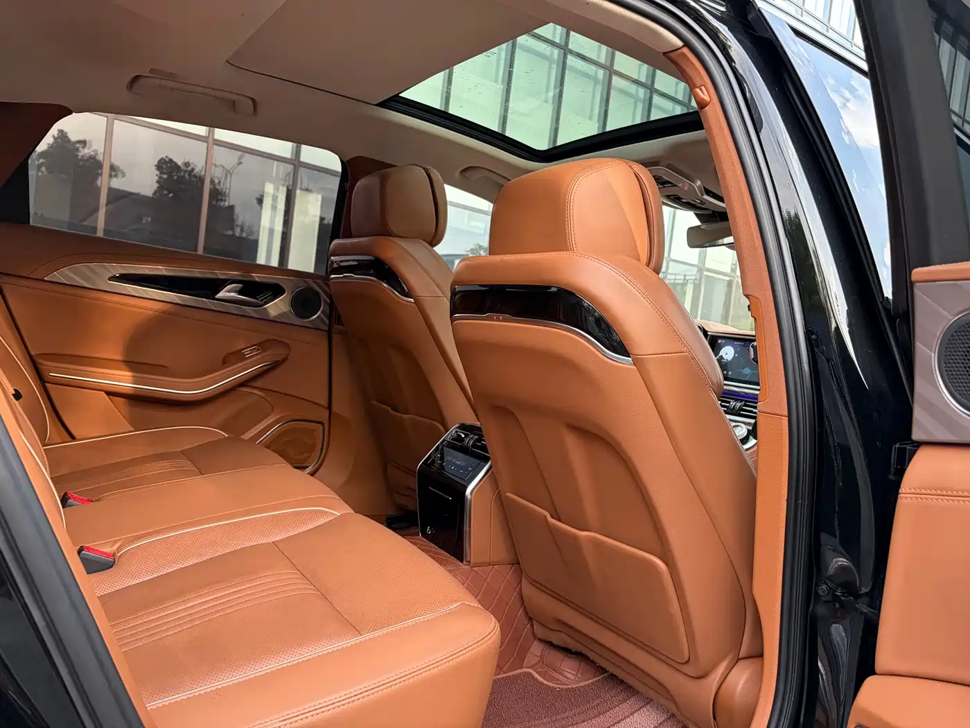Hongqi H9 2020 2.0T Smart Connection Qi Xiang Edition фото 11