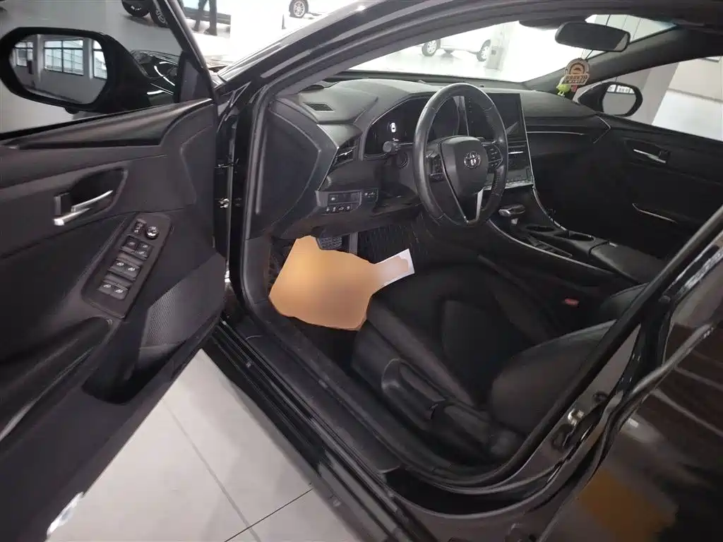 Toyota Avalon 2023 Dual Hybrid 2.5L Aspiration Edition фото 12